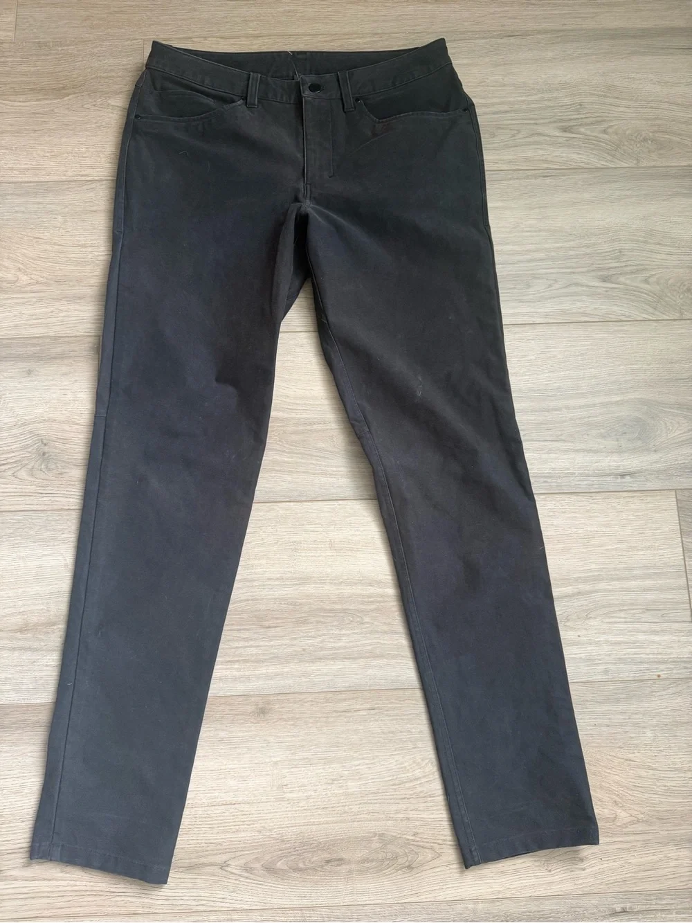 lululemon athletica Men's Slim Jeans - Charcoal Black